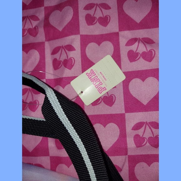 BNWT NEW Victorias Secret PINK Duffle Bag - Picture 4 of 6